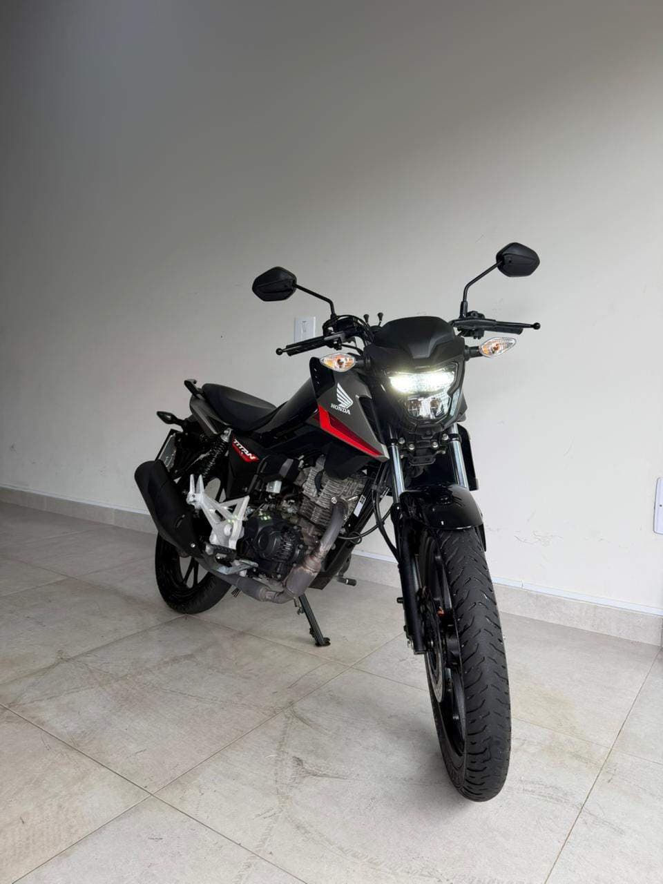 HONDA TITAN 160 - foto 1